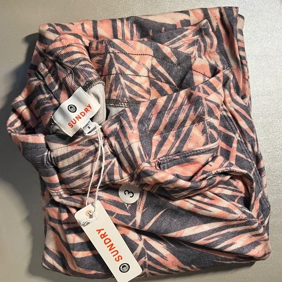 NWT | Sundry Tropical Palm Tree Print Loungewear Pant | Sz L (3) - Picture 2 of 4